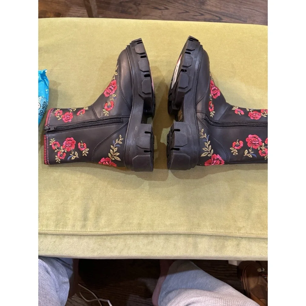 Farm Rio‎ Black Boho Mid Boot Embroidered Rose Stitched Women Size 6